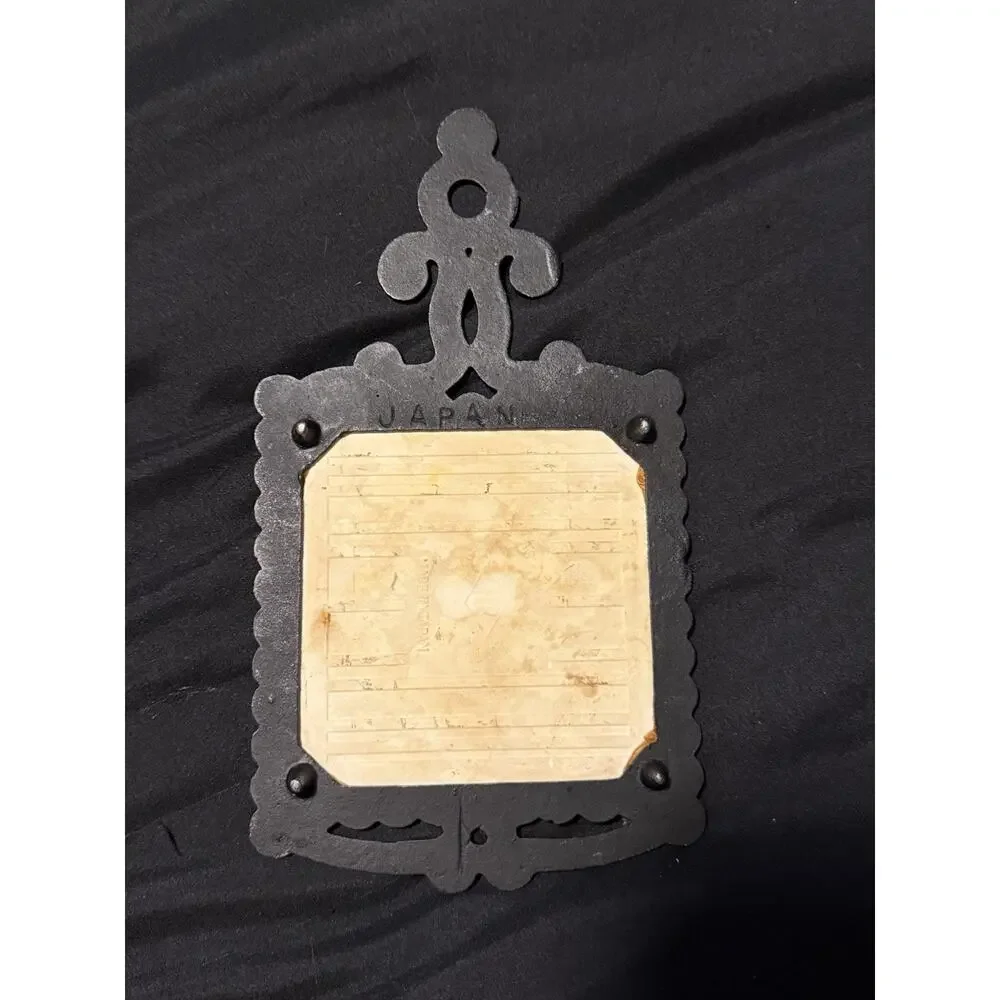 Norcrest Trivet Cast Iron and Ceramic Pot holder/Wall hang 9x5